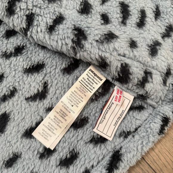 Patagonia NWT Kids 4T Baby Furry Friends Fleece Hoody in Blue Gray Bat Print - Picture 5 of 9